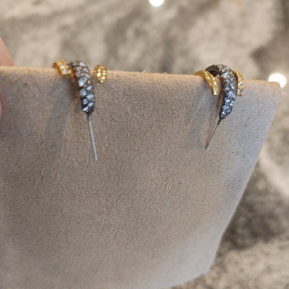 Alexis Bittar earrings for pierced ears with a suede pouch - Picture 16 of 16